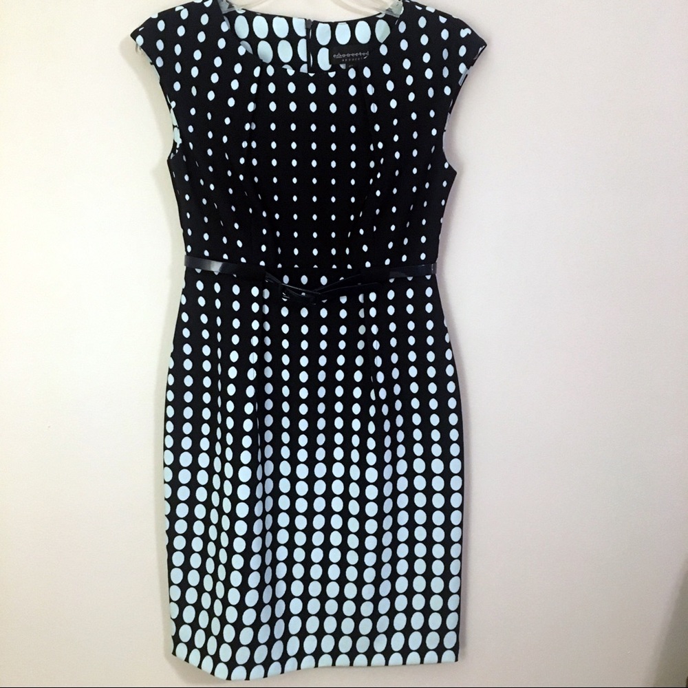 CONNECTED DRESS SIZE 4P
